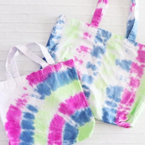 tie dye tote