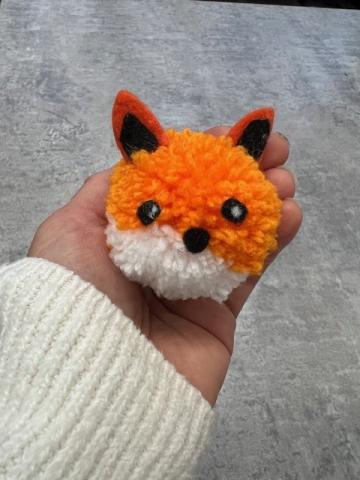 Fox Pompom