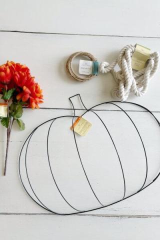 pumpkin wreath form